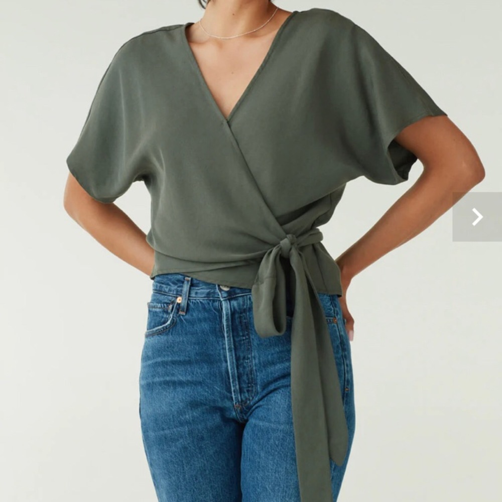 Vetta Capsule The Convertible Tie Blouse XS
